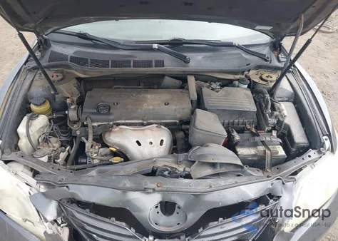 2009 Toyota Camry Le z USA, uszkodzony, nr VIN 4T1BE46K49U898016